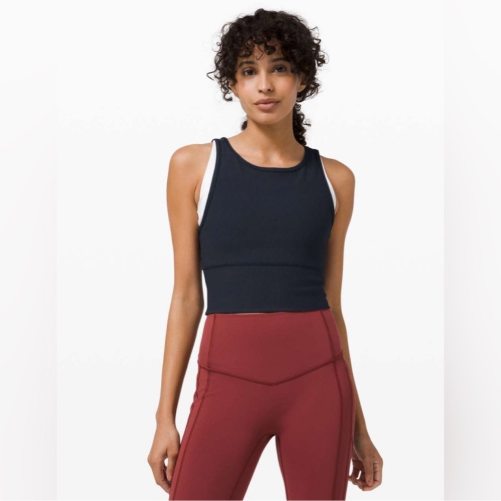 NWT Lululemon Power Pivot Tank *Rib in true navy size 6